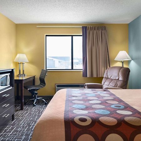 Super 8 By Wyndham Dyersville Extérieur photo